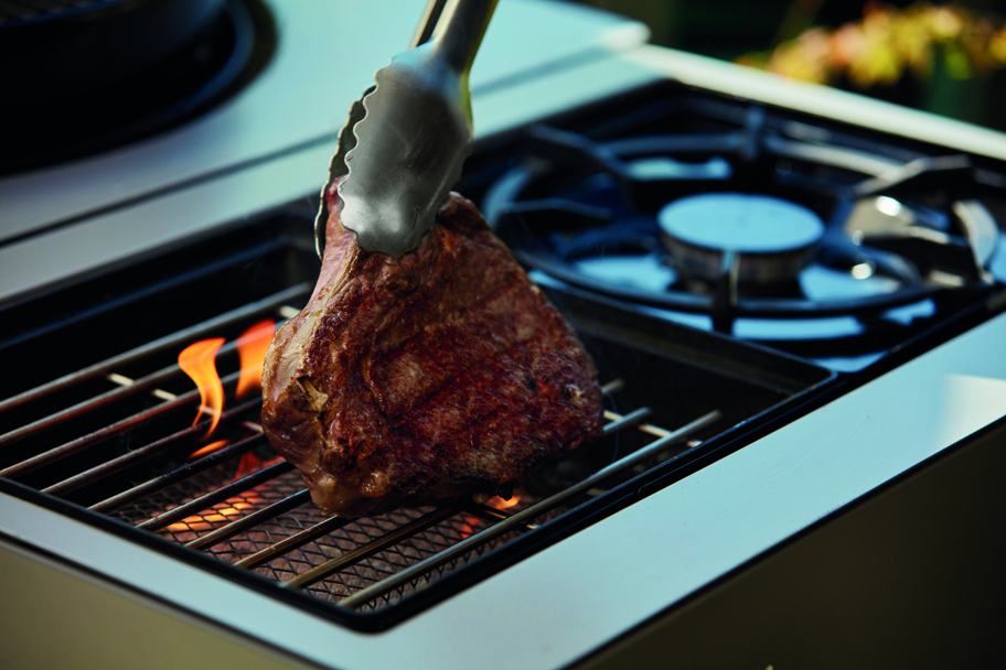 Outdoorchef Gas Kugelgrill Arosa 570 G Grey Steel EVO mit Blazing-/Cooking Zone – Bild 4