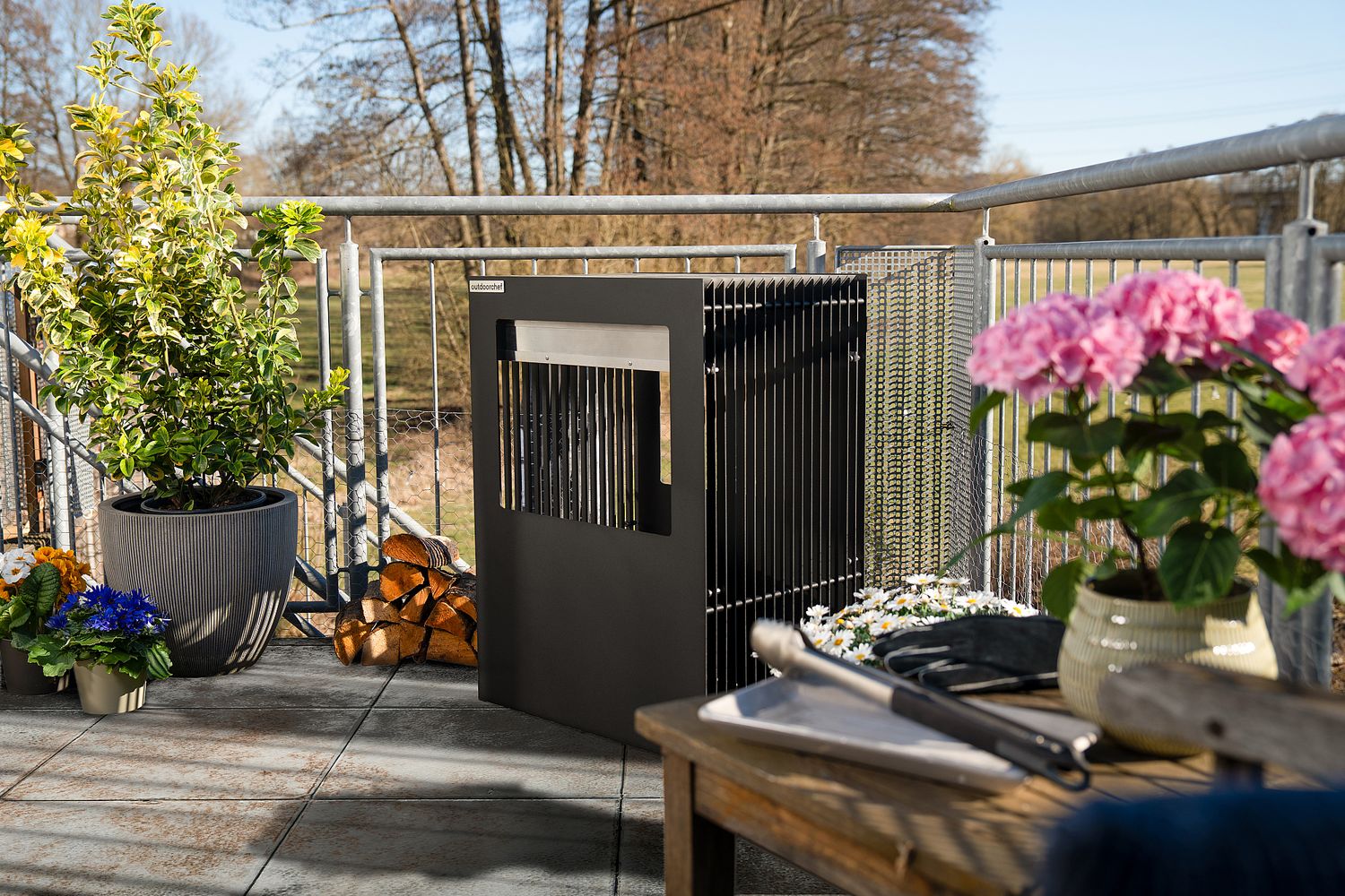 Outdoorchef Firepit Feuerstelle und Holzkohlegrill – Bild 3