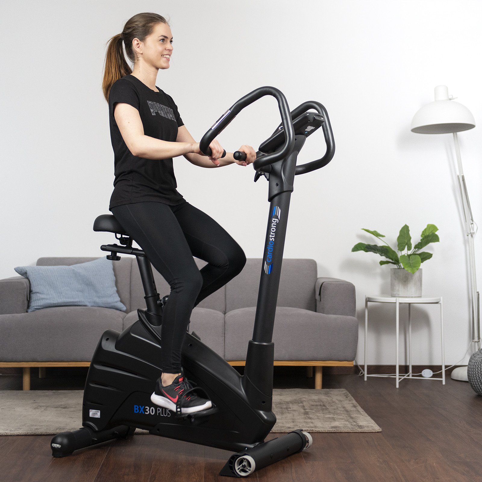 Cardiostrong Ergometer BX30 Plus — Leiser Heimtrainer mit App-Kompatibilität (Kinomap, Zwift), 9 kg Schwungmasse, 10–350 Watt Leistung und Multigrip-Lenker – Bild 8
