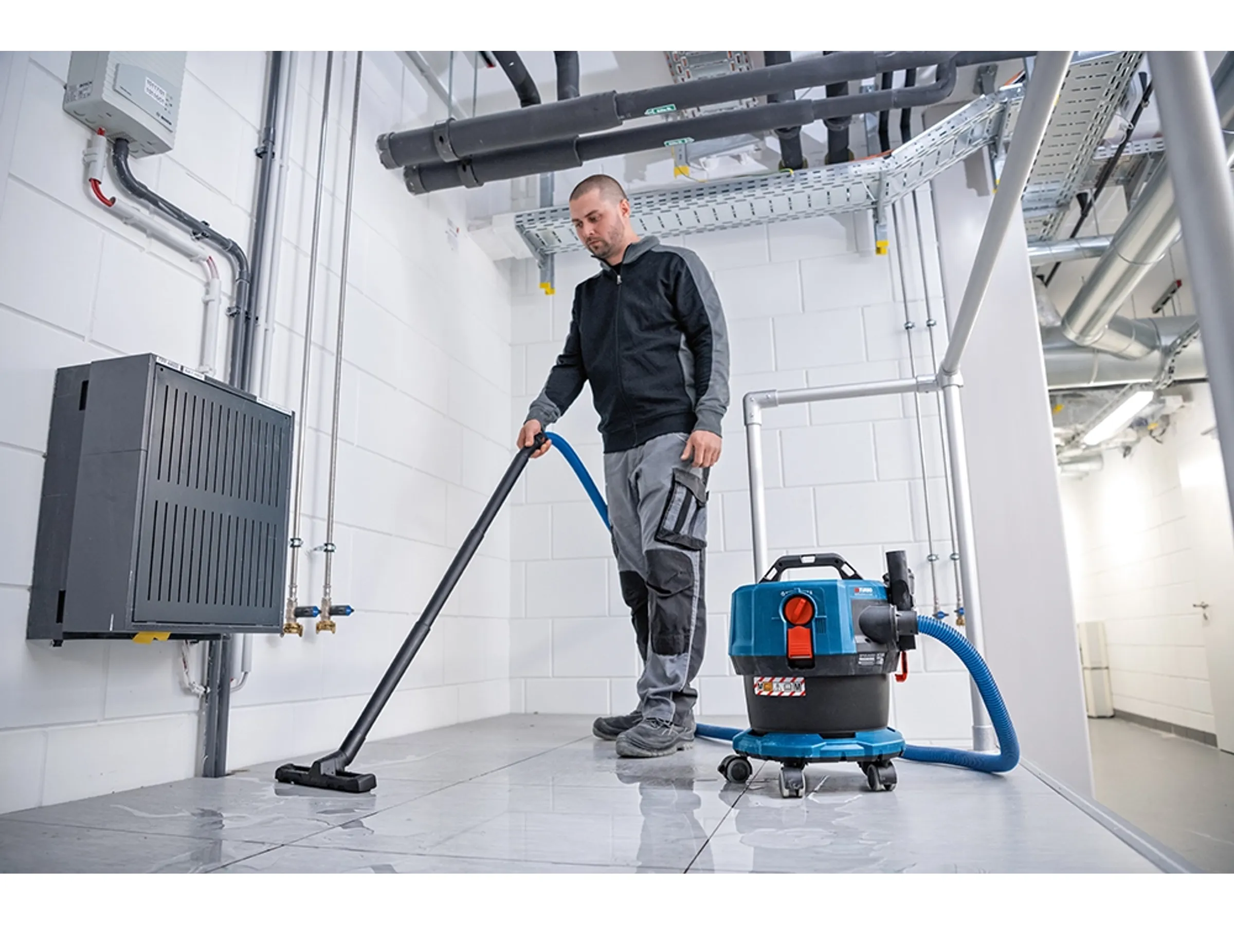 Bosch Professional Akku-Staubsauger GAS 18V-12 MC – Bild 4