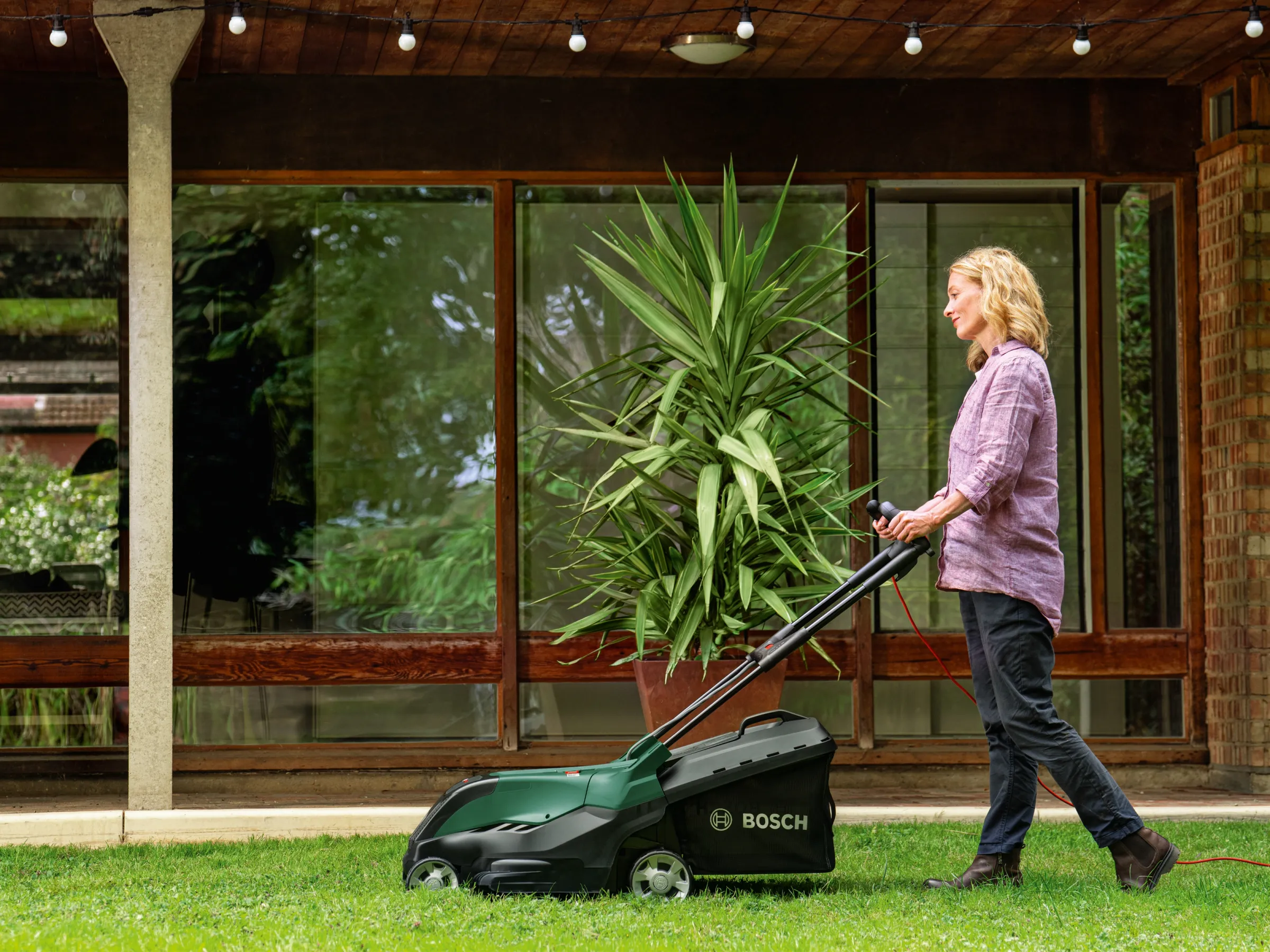 Bosch Elektro-Rasenmäher Rotak 40-650 – Bild 6