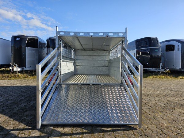 Ifor Williams Q7e Multi Anhänger auch für Vieh mit vielen Extras – Bild 5